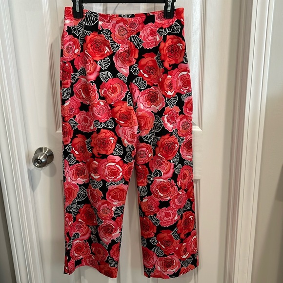 Intriguing Threads size 4 cropped pants - Picture 1 of 3